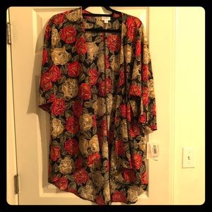 Lularoe Floral Lindsay 🌹🌹 new with tags